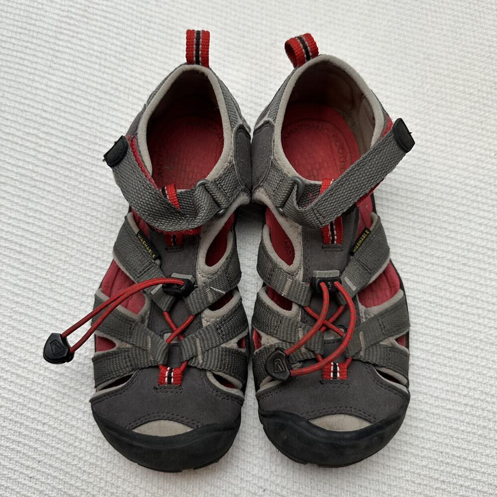 Keen Waterproof Sandals - Picture 2 of 6